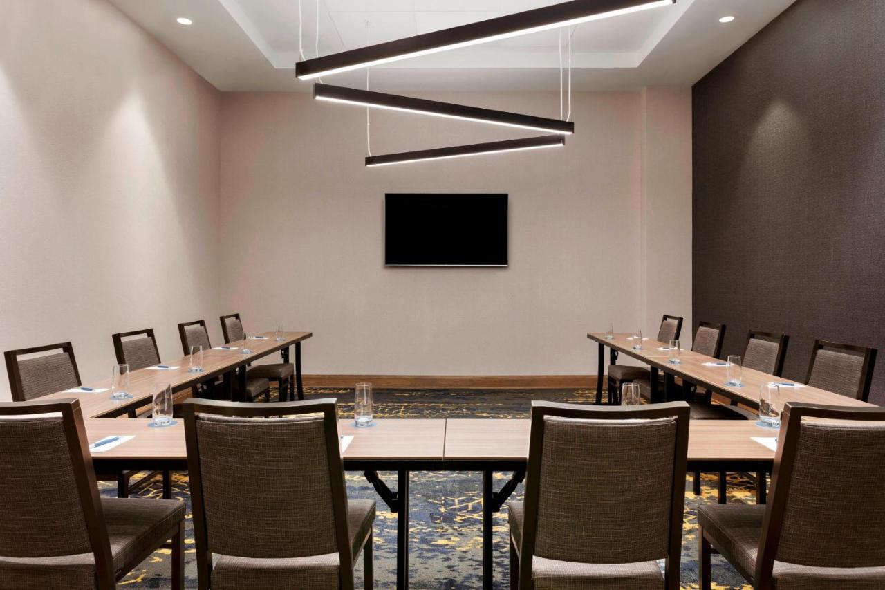 Sheraton Saint-Hyacinthe Hotel Экстерьер фото