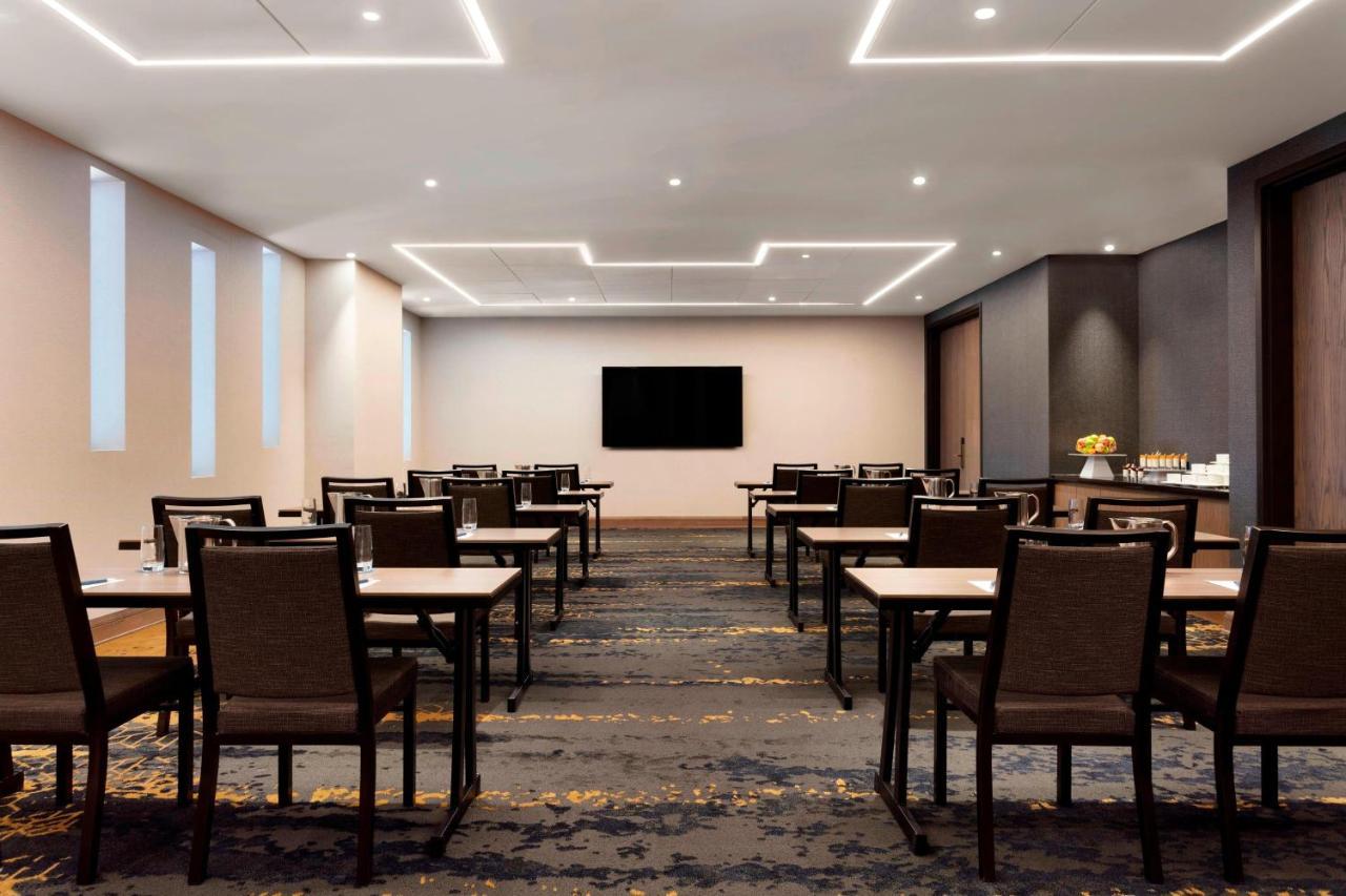 Sheraton Saint-Hyacinthe Hotel Экстерьер фото